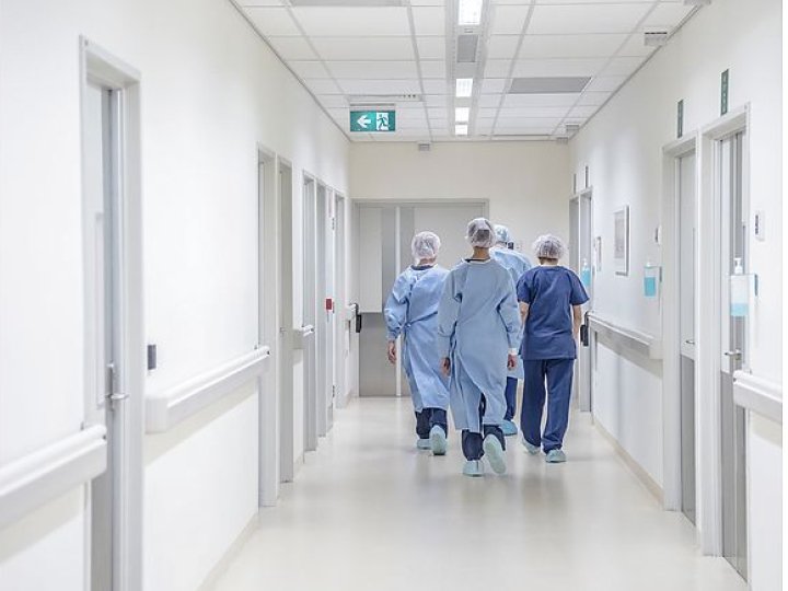 На Волині чоловік потрапив під колеса власного трактора