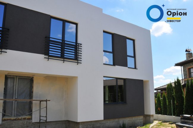 Перші квадрохауси у Луцьку: у ЖК «Оріон» кипить робота. ФОТО*