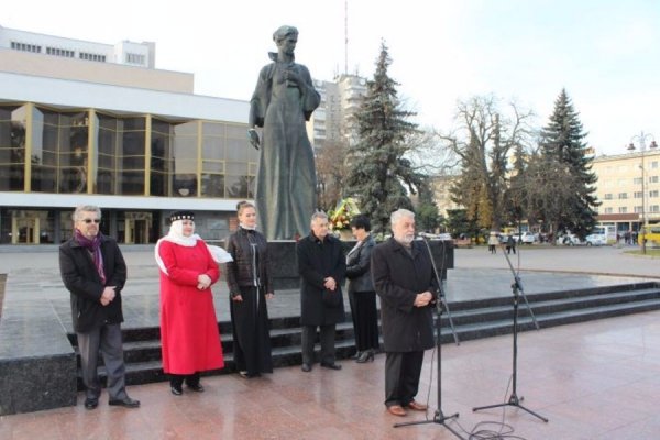 На конкурс до Луцька приїхали найкращі читці з усієї України. ФОТО