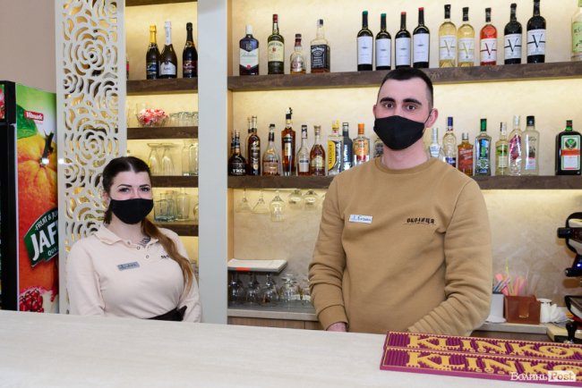 У Луцьку запрацювала перша реберня, де готують просто на вогні. ФОТО*