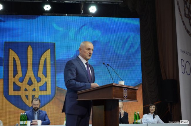 Повстанські пісні, зізнання в любові і до чого тут ва(Зе)лін: як на Волинь Порошенко приїздив. ФОТОРЕПОРТАЖ