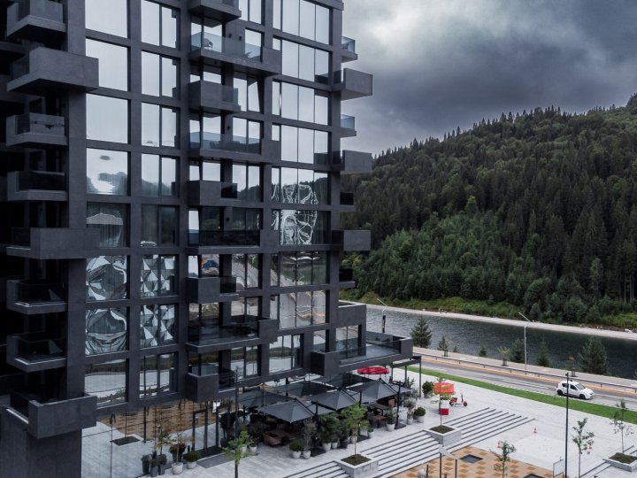 Хто з волинян став власником люксових апартаментів у Буковелі: розслідування