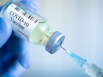 На Волині закінчилася вакцина Moderna: що робити жителям, які щепилися 1 дозою. ВІДЕО
