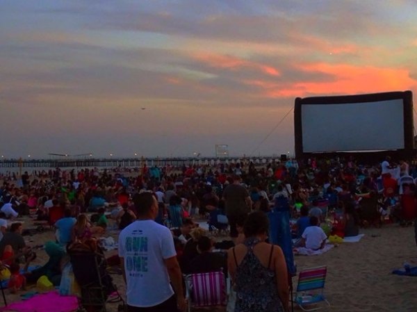 Добірка цікавих та найнеймовірніших кінотеатрів світу. ФОТО