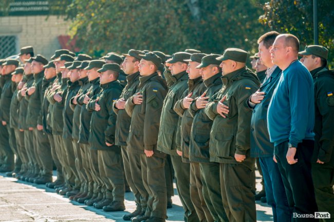 У Луцьку з Днем захисника України привітали нацгвардійців. ФОТО