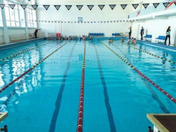 З 1 червня в Україні запрацюють басейни: обмеження та рекомендації МОЗ