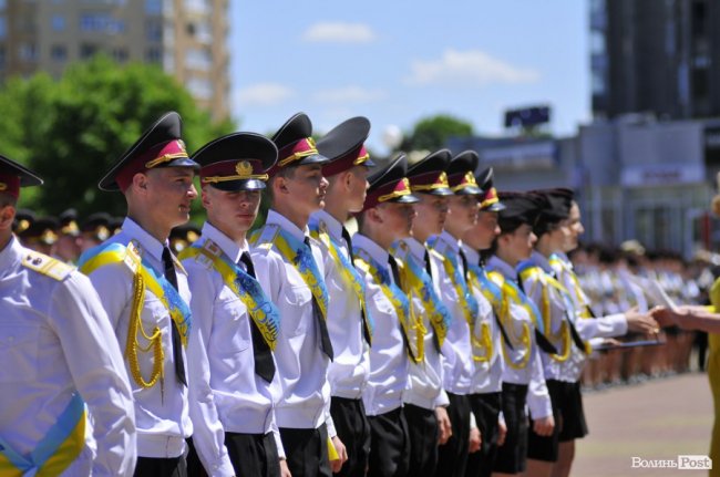 Фото випускного у військовому ліцеї в Луцьку