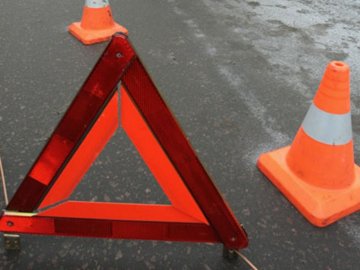 Біля Луцька фура на смерть збила 37-річного чоловіка. ВІДЕО