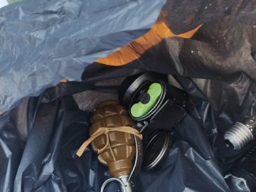 Погрожував підривом гранати: у волинянина вилучили арсенал незаконної зброї. ФОТО