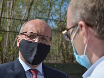 Парубій привіз допомогу медикам Волині, що в епіцентрі боротьби з коронавірусом. ФОТО