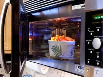 Як зрозуміти, що вам вже час купувати нову мікрохвильову піч?*