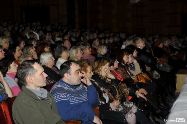 «Коляда з Тетяною Ціхоцькою»: фото благодійного концерту
