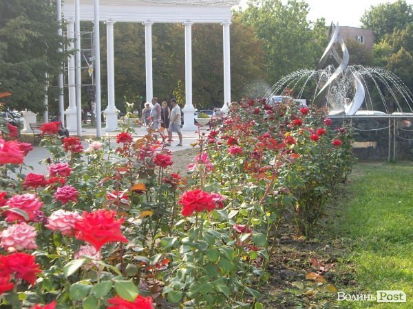 Місто троянд і фонтанів: відпочинок на Чорному морі. ФОТО