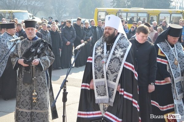 У Луцьку вшанували пам'ять Шевченка. ФОТО