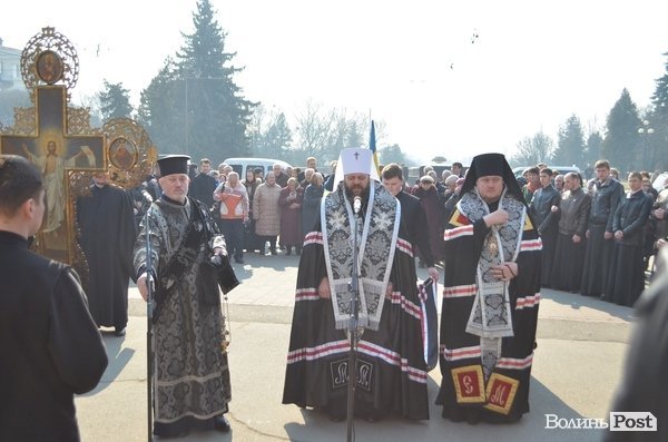 У Луцьку вшанували пам'ять Шевченка. ФОТО