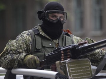 За ніч бойовики 14 разів обстріляли позиції українських військових
