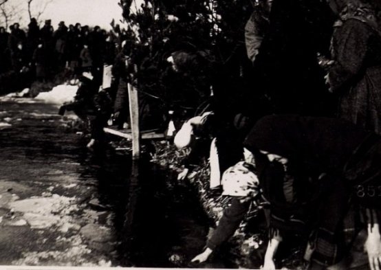 Як на Волині святкували  Водохреще понад 100 років тому. РЕТРОФОТО