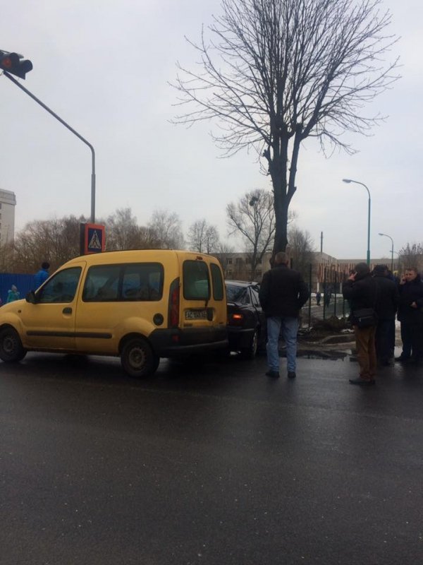 У Луцьку на Набережній – знову аварія поблизу пішохідного переходу