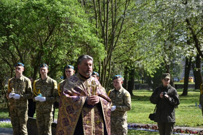 Катастрофа тривалістю в життя: у Луцьку вшанували пам’ять жертв аварії на ЧАЕС. ФОТО