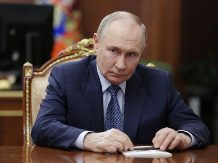 У Кремлі назвали умову для саміту Зеленського, Трампа та Путіна