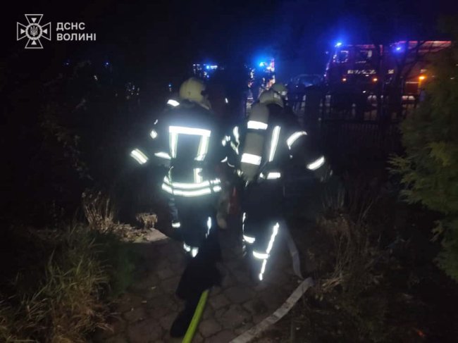 На Волині під час пожежі будинку загинули двоє людей