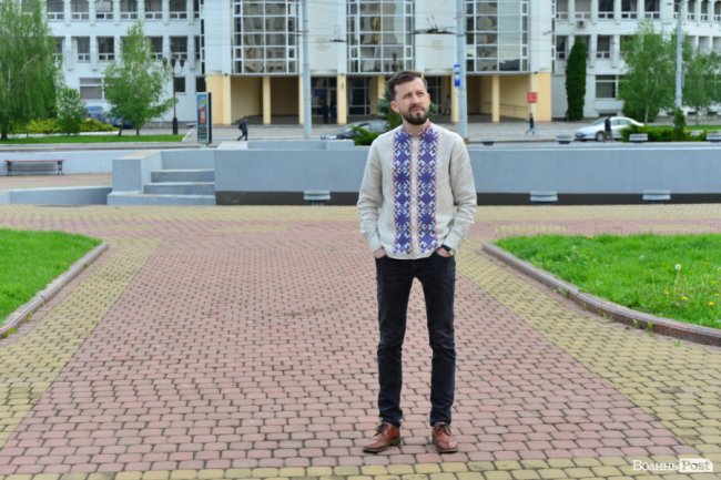 Працівники Волинської ОДА вбралися у вишиванки. ФОТО