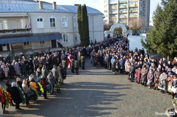 У Луцьку прощалися з бійцем 51-ої бригади. ФОТО. ВІДЕО