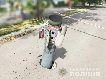 Окупанти з «Ураганів» обстріляли Дніпропетровщину: загинула жінка, є поранені