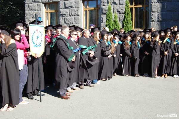 У Луцьку – посвята в студенти «європейського» вишу. ФОТО