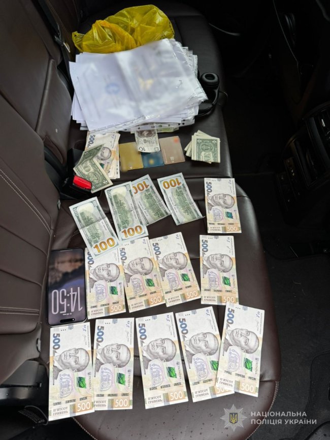 За кордон - нібито «по роботі»: на Волині чоловік та жінка за гроші  «допомагали» ухилянтам виїхати з країни