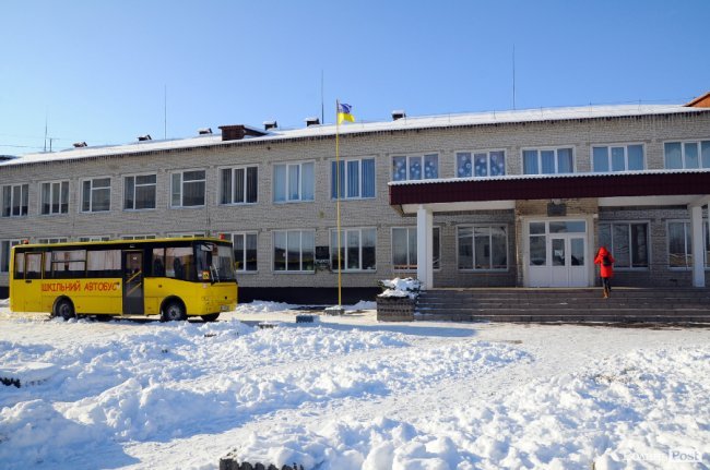 Школа в селі Гірка Полонка