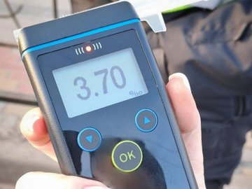 У Луцьку п'яного як чіп водія затримали за перевищення швидкості