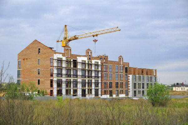 Нові правила: БК «Інвестор» пропонує вигідні умови придбання квартири*