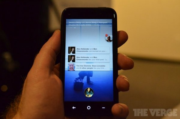 Facebook розробив свій смартфон, – ЗМІ. ФОТО. ВІДЕО