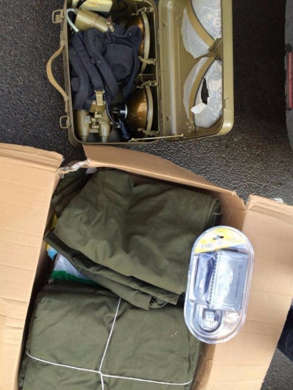 Волинські танкісти 14 бригади отримали посилку від волонтерів. ФОТО