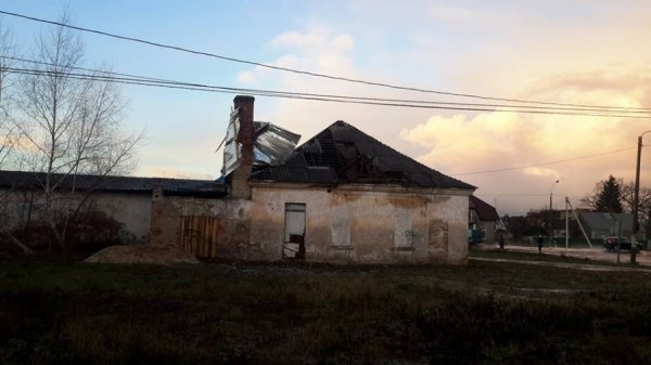 Пошкоджені дахи та паркани: на Волині пройшов смерч. ФОТО