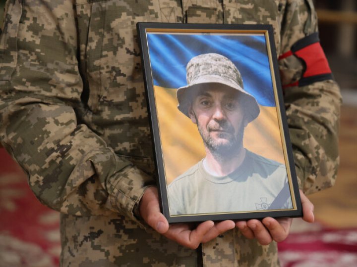 У Луцьку попрощалися з полеглим Героєм Валерієм Ткачуком