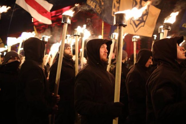 Марш на честь Бандери в Києві. ФОТО