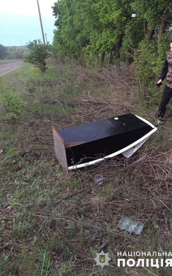 Впіймали на гарячому: на Миколаївщині затримали крадіїв терміналів. ФОТО