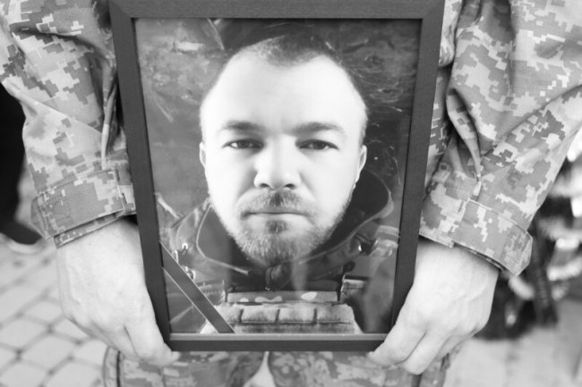 Луцька громада попрощалася з двома захисниками України – Петром Нестеренком та Максимом Базиляном