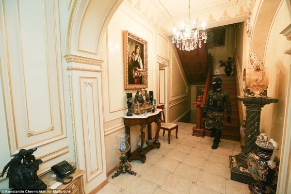 Що залишилось від палацу Пшонки. ФОТО