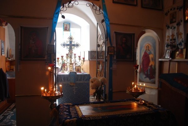 Священики передали Луцькому госпіталю ліки. ФОТО