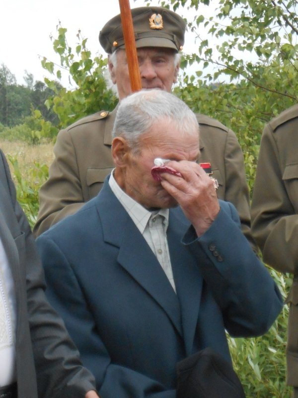 Освячено пам’ятний знак на місці вбитих під час «Волинської трагедії». ФОТО