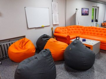 Все для розваг: у селі на Волині облаштовують молодіжний центр 