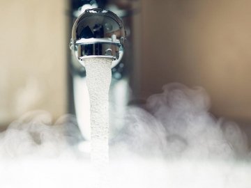 Як зменшити вартість гарячої води