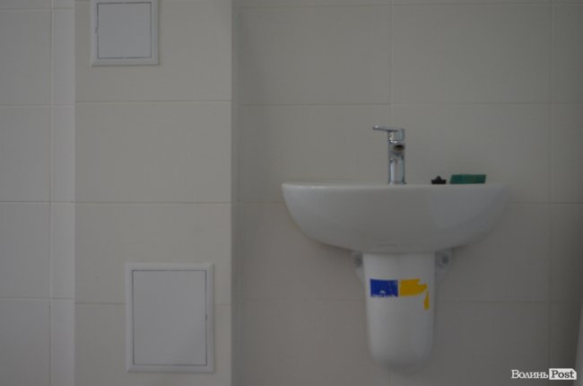 Чисто, світло, комфортно: якою буде інфекційна лікарня після ремонту. ФОТО