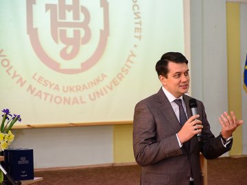 Ви маєте серйозні здобутки, – Разумков про роботу ВНУ ім. Лесі Українки