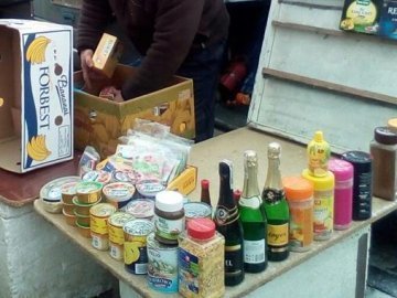 «Привіт, Шанхай»: на Волині скаржаться на стихійну торгівлю