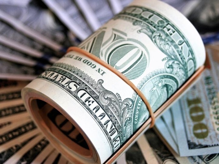 Через падіння імпорту російський бюджет втратив трильйон рублів