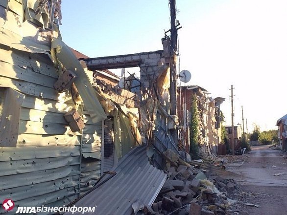 Лінія фронту: Широкине в руїнах. ФОТО